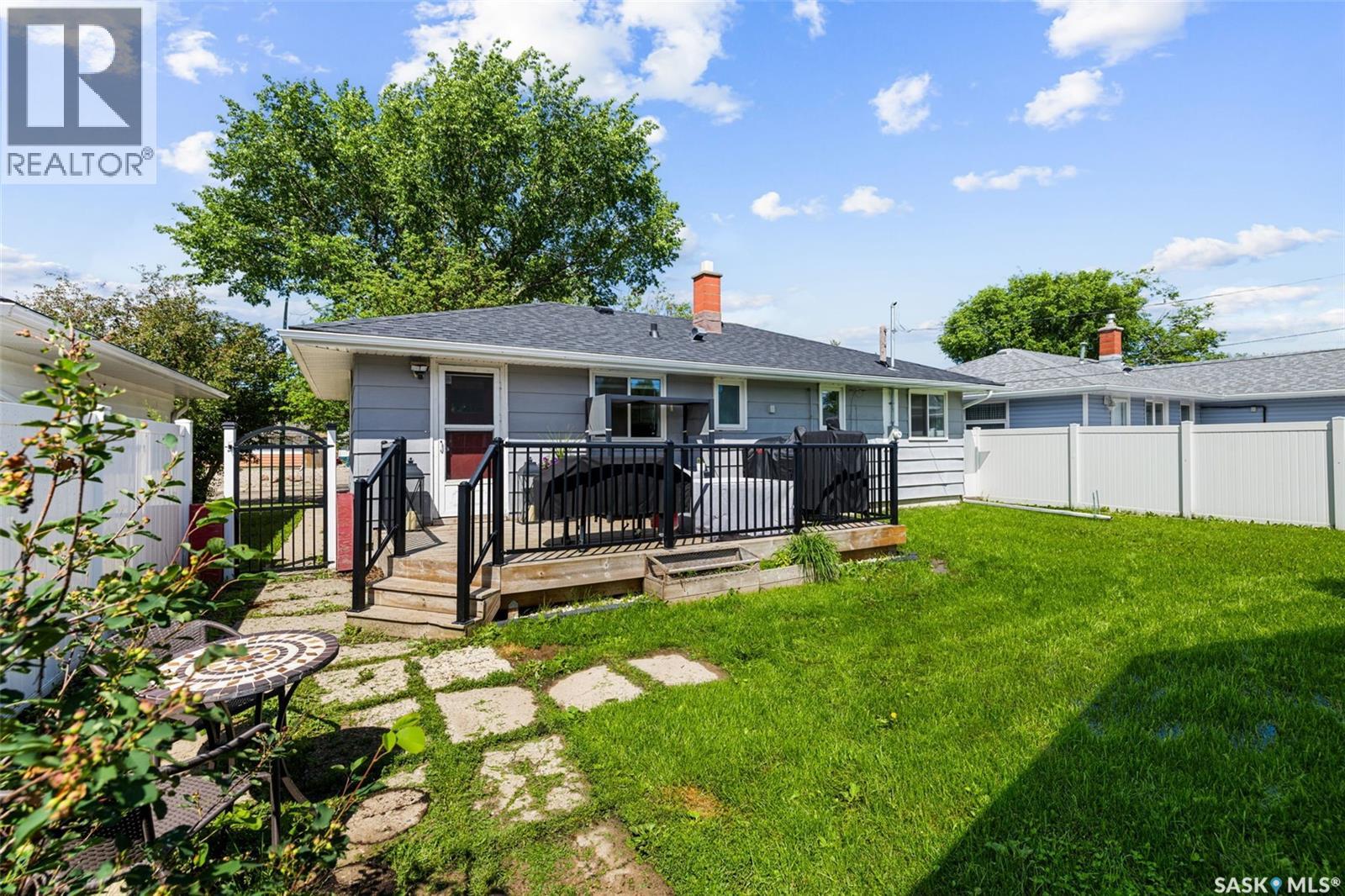 261 Cornwall Street N, Regina, Saskatchewan  S4R 2G5 - Photo 17 - SK041325