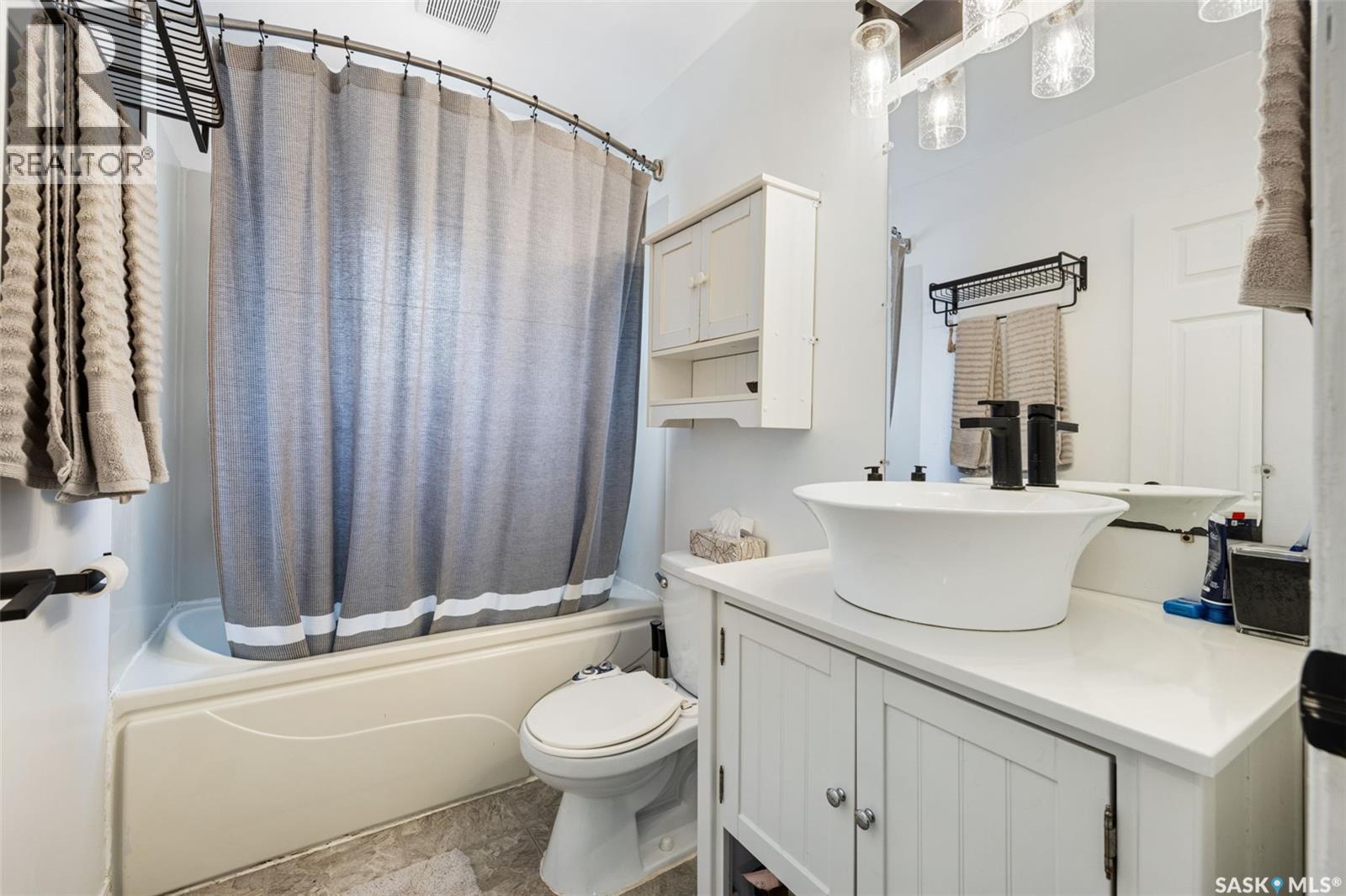 261 Cornwall Street N, Regina, Saskatchewan  S4R 2G5 - Photo 7 - SK041325