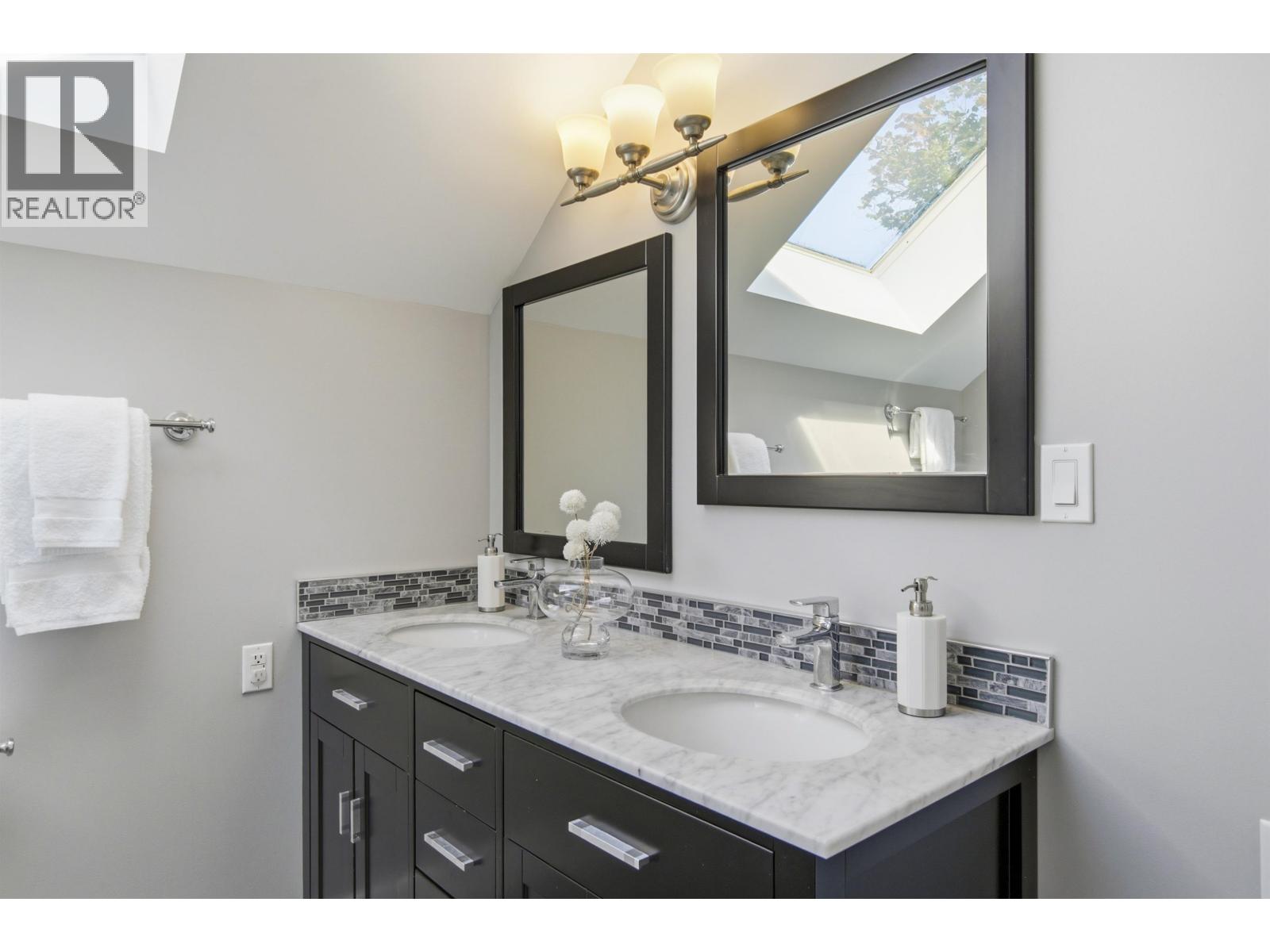 3385 W 8th Avenue, Vancouver, British Columbia  V6R 1Y3 - Photo 17 - R3142048