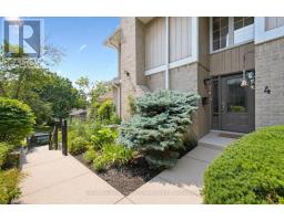 4 - 106 WOODLAWN ROAD E, guelph (victoria north), Ontario
