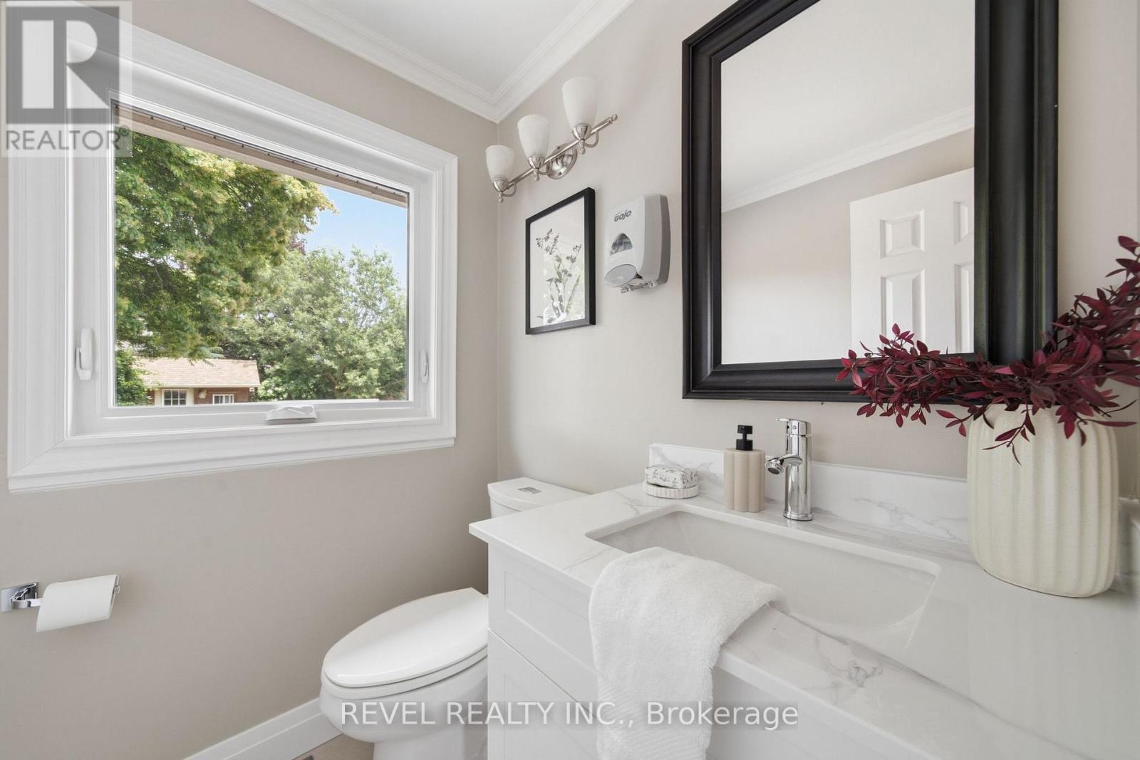 96 Bolland Crescent, Ajax, Ontario L1S 3G9 - Photo 15 - E13515534