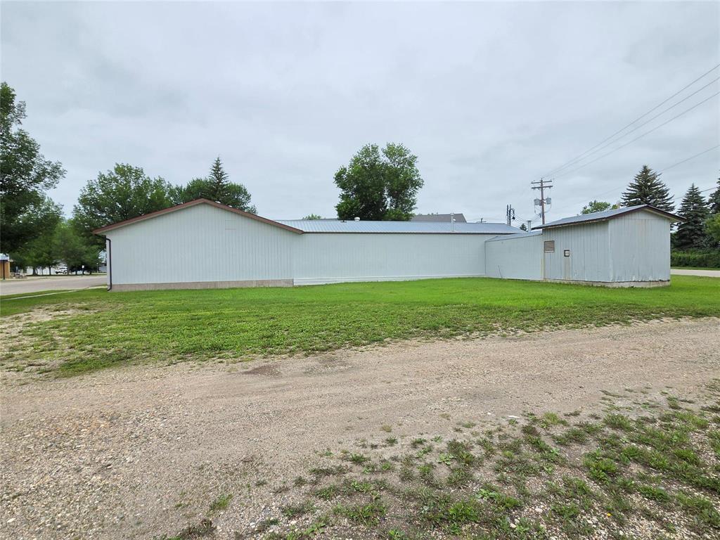 77 Dennis Street W, Gladstone, Manitoba  R0J 0T0 - Photo 2 - 202605675
