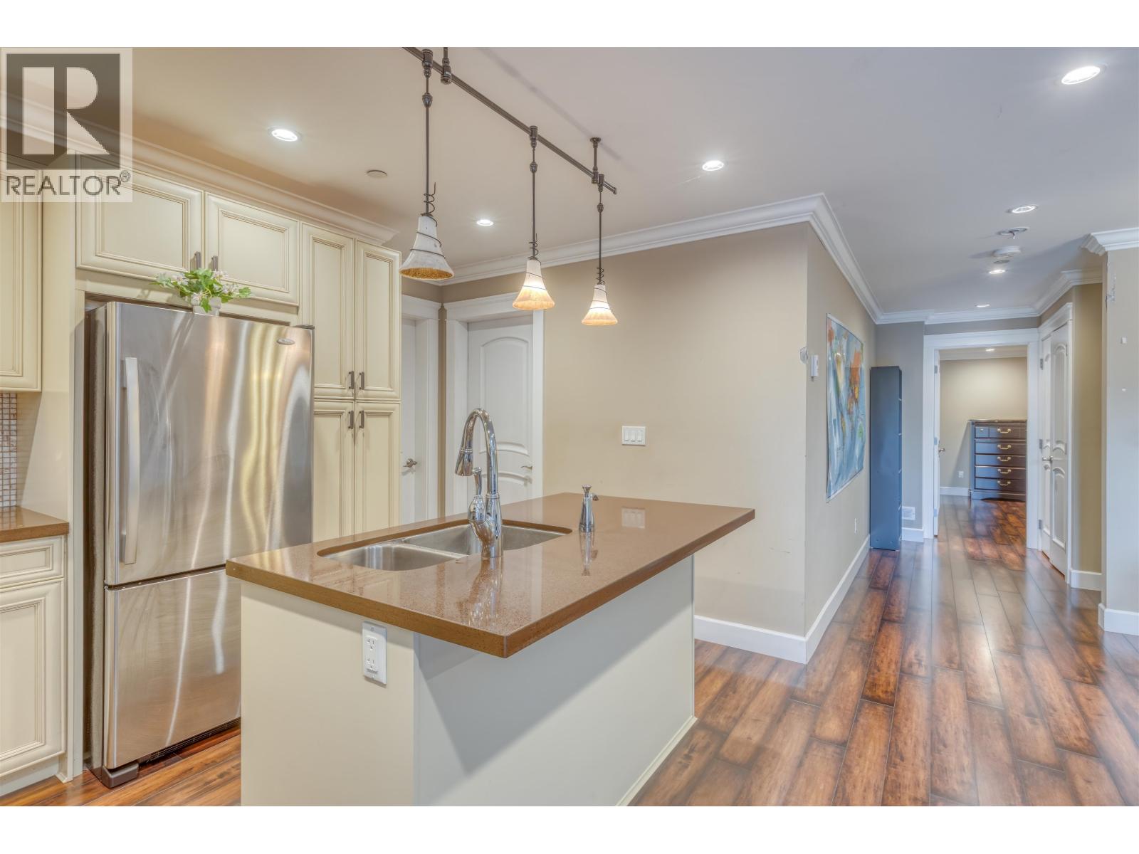 Ground Level 1451 Mathers, West Vancouver, British Columbia  V7T 2G5 - Photo 5 - R3142033