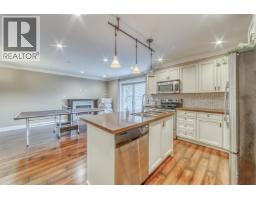 Ground Level 1451 MATHERS, West Vancouver, British Columbia