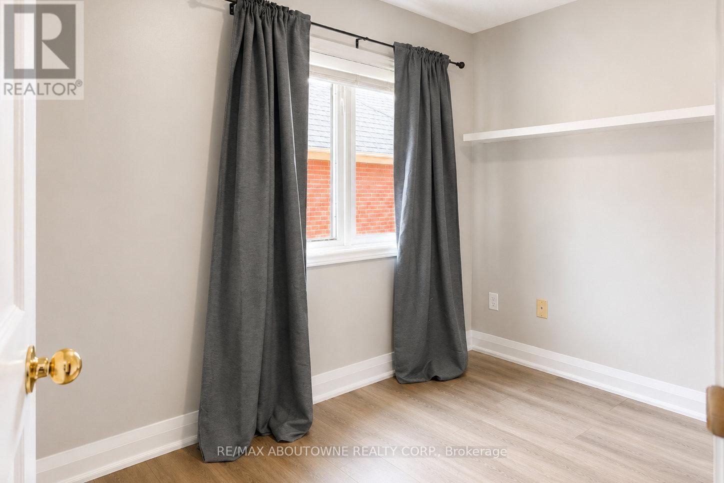 906 - 4140 Foxwood Drive, Burlington, Ontario  L7M 4R4 - Photo 8 - W13515476