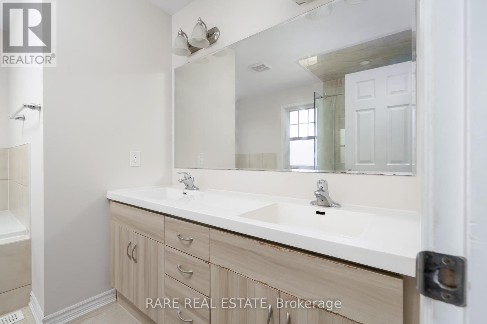 14 Bannister Crescent, Brampton, Ontario  L7A 0G2 - Photo 25 - W13515522