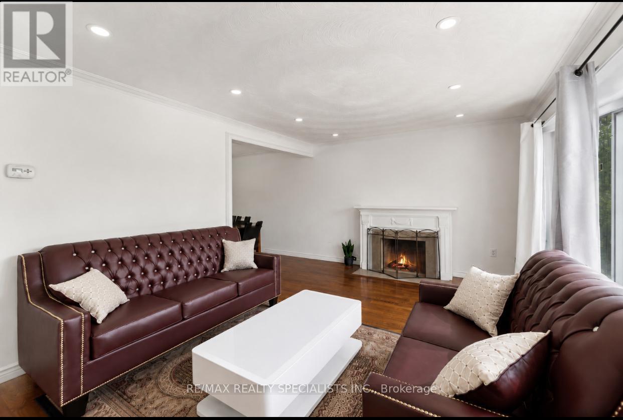 4886 Olde Base Line Road, Caledon, Ontario  L7C 0J9 - Photo 6 - W13515584