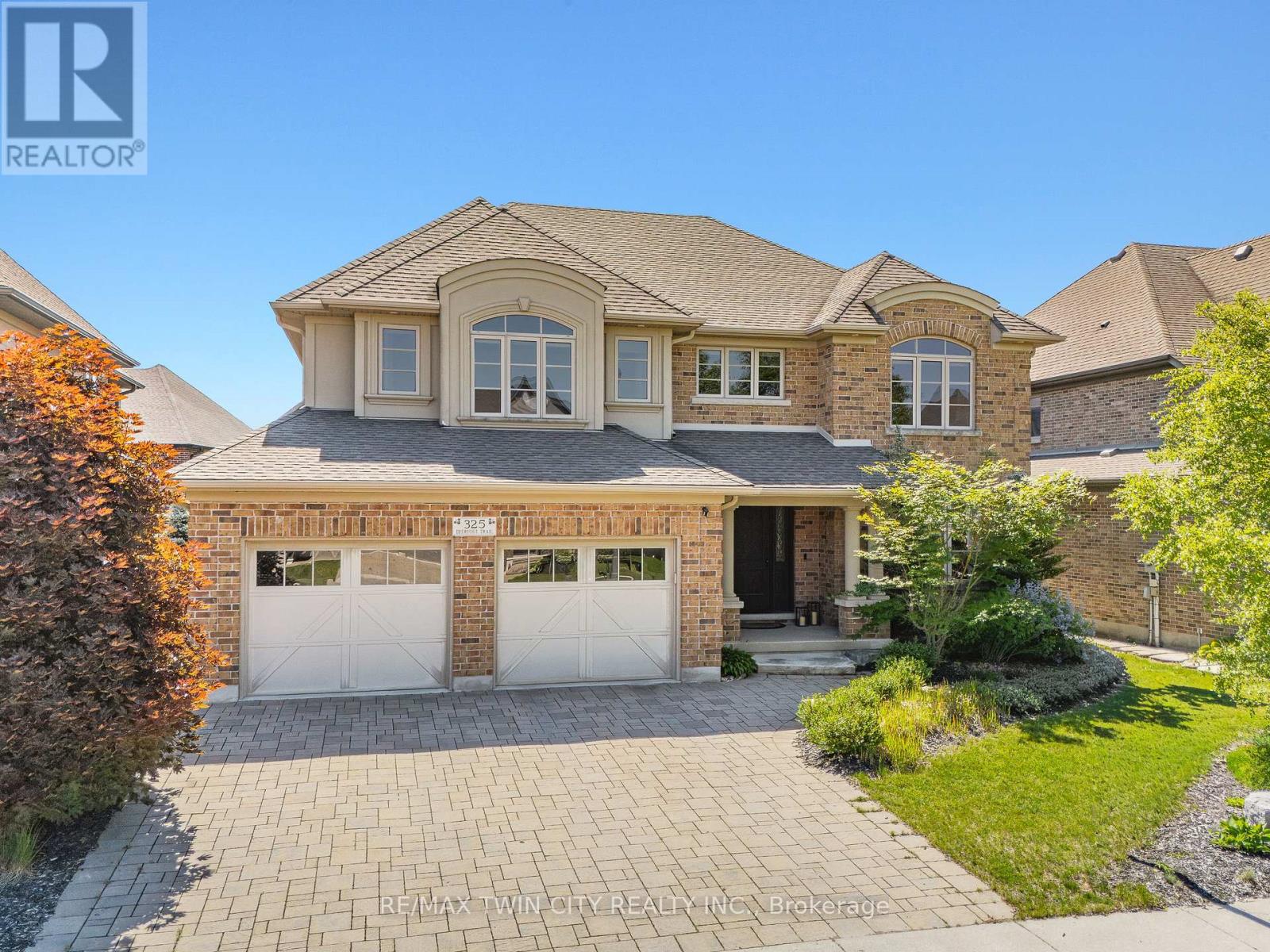 325 DEERFOOT TRAIL, Waterloo, Ontario