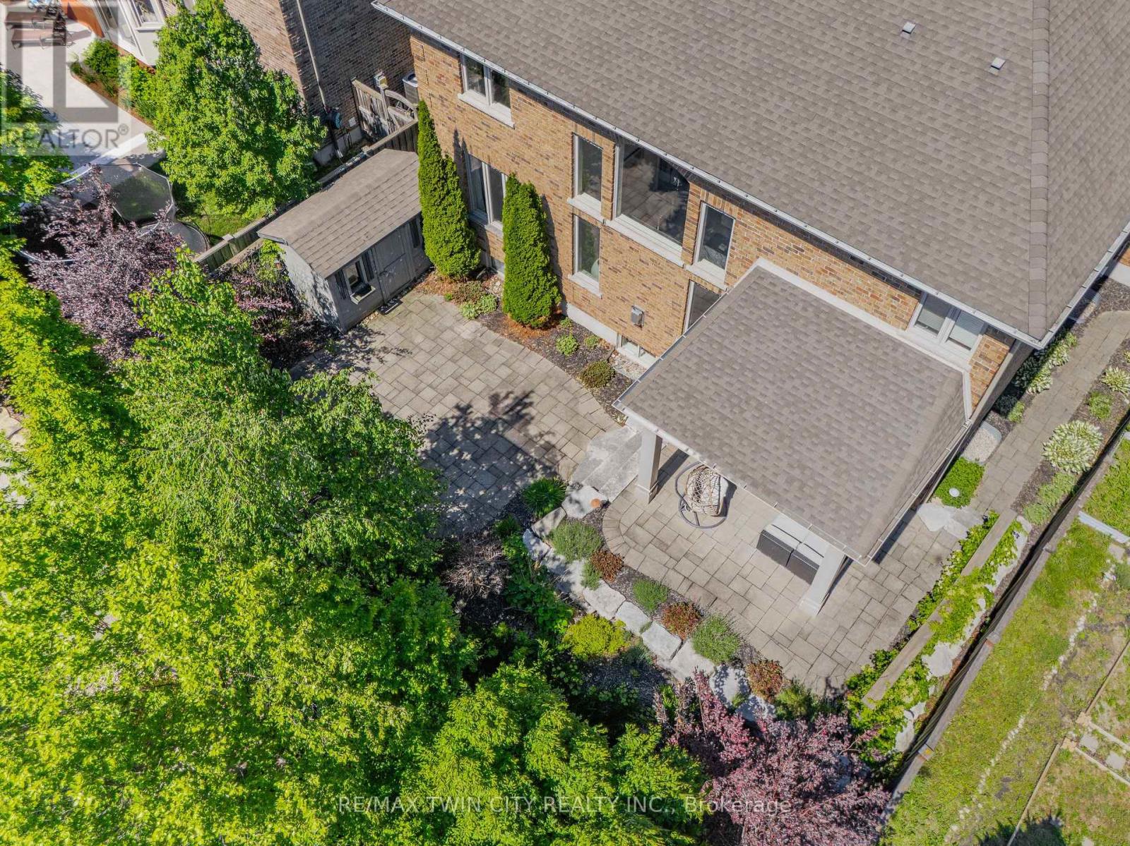 325 Deerfoot Trail, Waterloo, Ontario  N2K 0B4 - Photo 43 - X13468586
