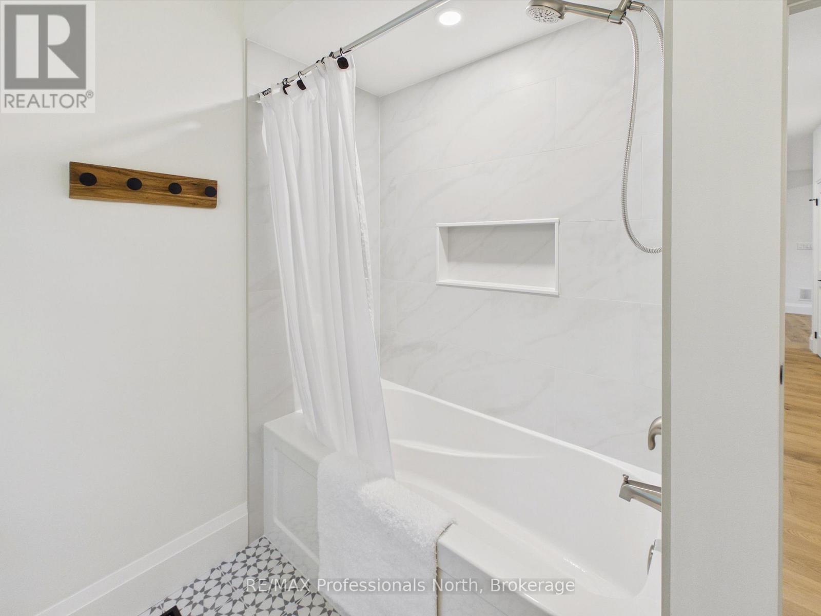 126 Deerfoot Trail, Huntsville, Ontario  P1H 0A8 - Photo 29 - X13471442