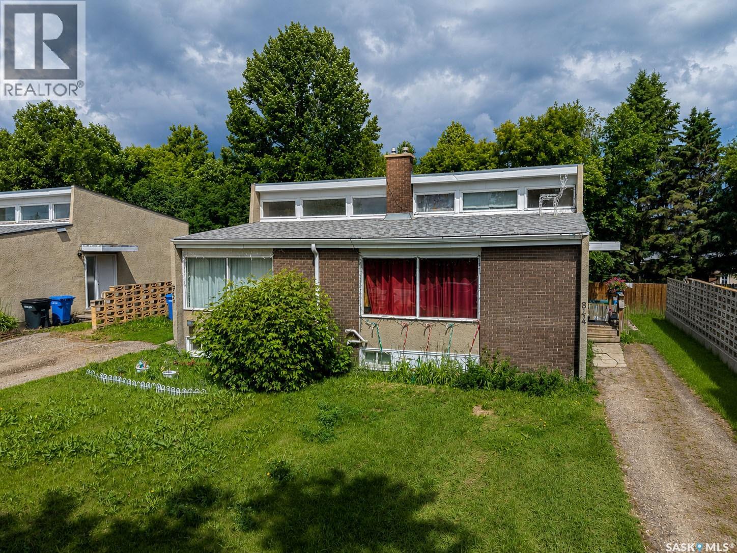 842-844 28th STREET E, Prince Albert, Saskatchewan