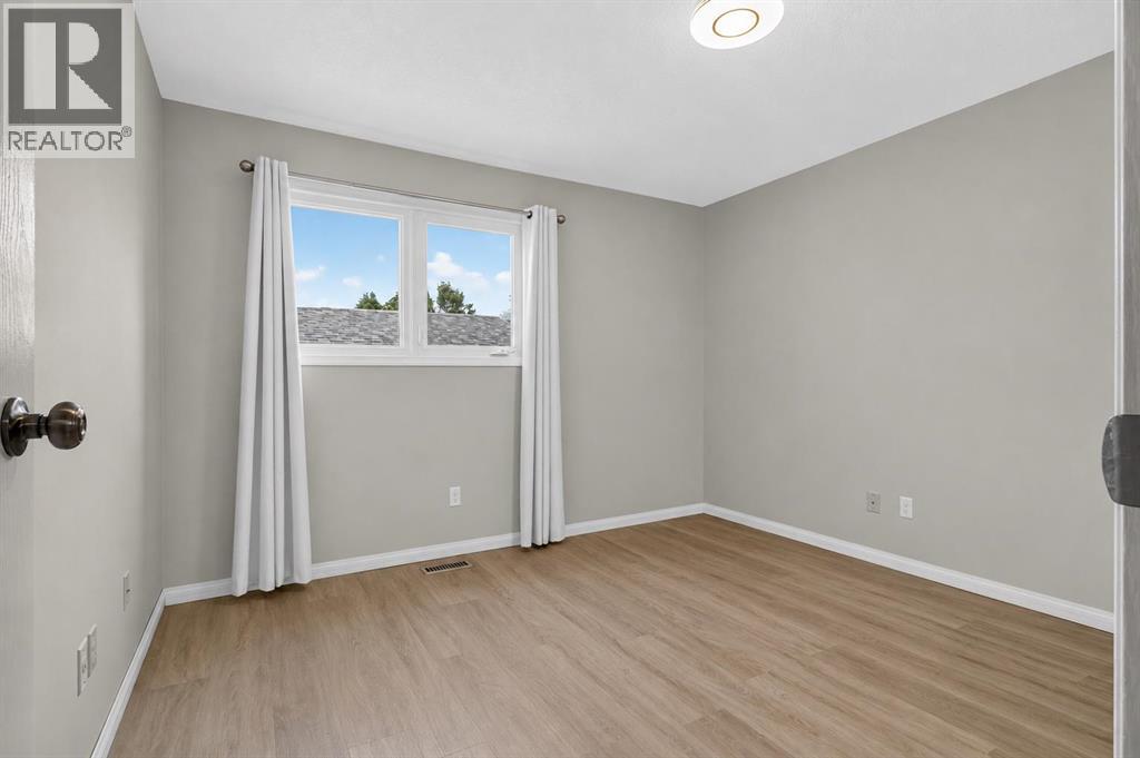 123 Templewood Road NE, Calgary, Alberta  T1Y 4B1 - Photo 23 - A2324536