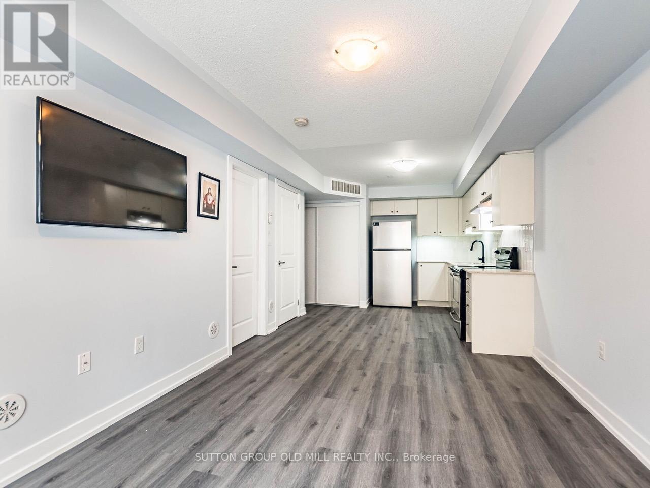 301 - 6 Drummond Street, Toronto, Ontario  M8V 1Y8 - Photo 8 - W13435112