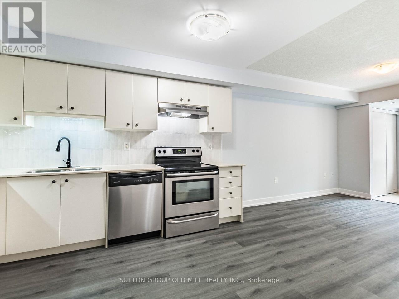 301 - 6 Drummond Street, Toronto, Ontario  M8V 1Y8 - Photo 13 - W13435112