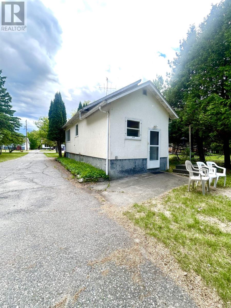 1312 Emo Road, Fort Frances, Ontario  P9A 2V5 - Photo 21 - TB2601775