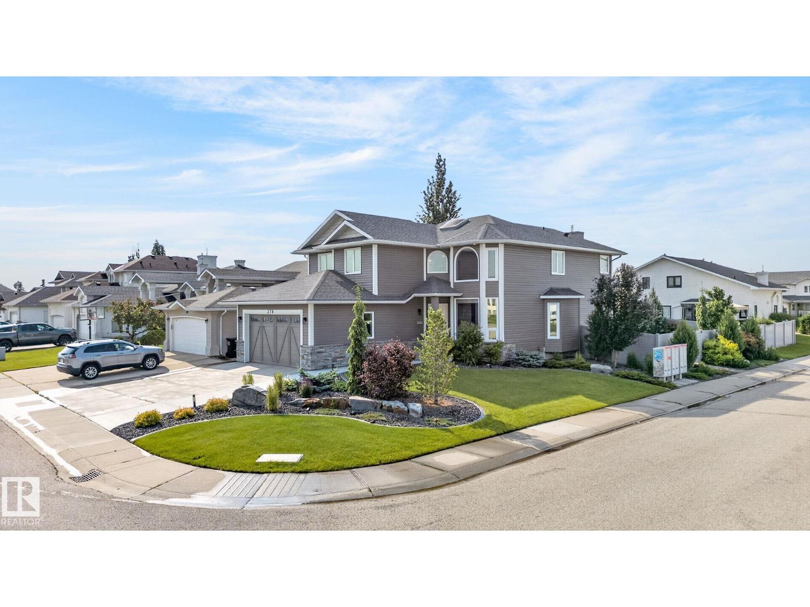370 Hollick-Kenyon Rd NW, Edmonton, Alberta  T5Y 2T6 - Photo 2 - E4496766
