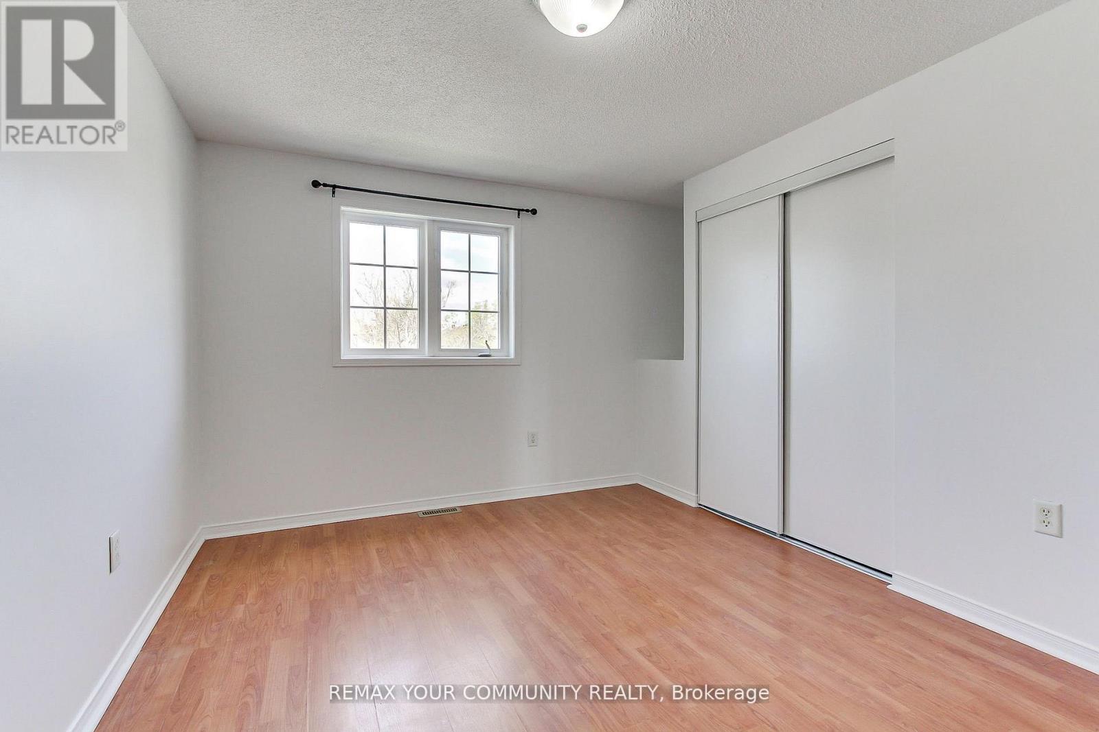 Main - 72 Ambler Bay, Barrie, Ontario  L4M 7A6 - Photo 24 - S13515074