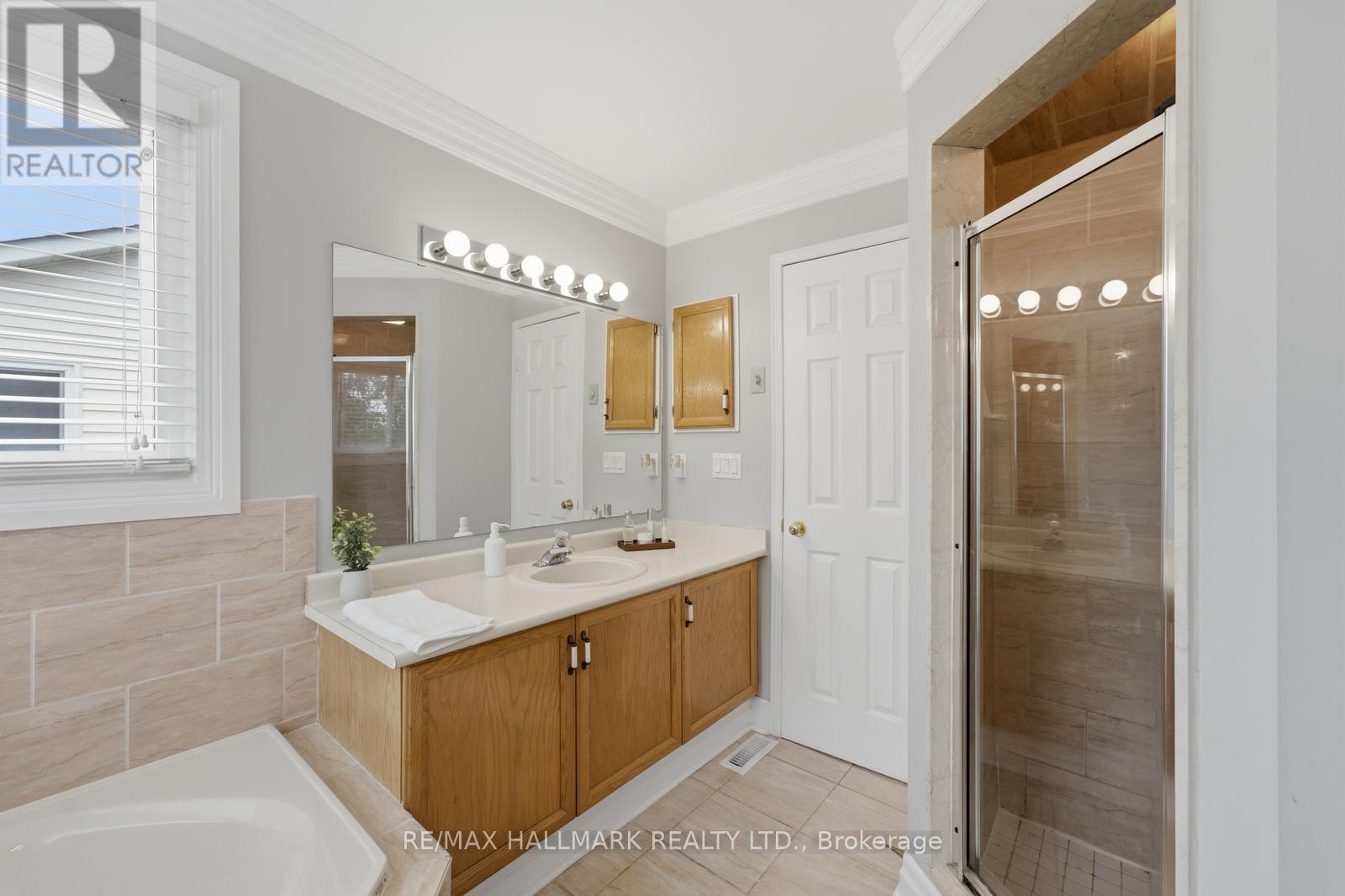 2494 Headon Forest Drive, Burlington, Ontario  L7M 3Z9 - Photo 27 - W13515054
