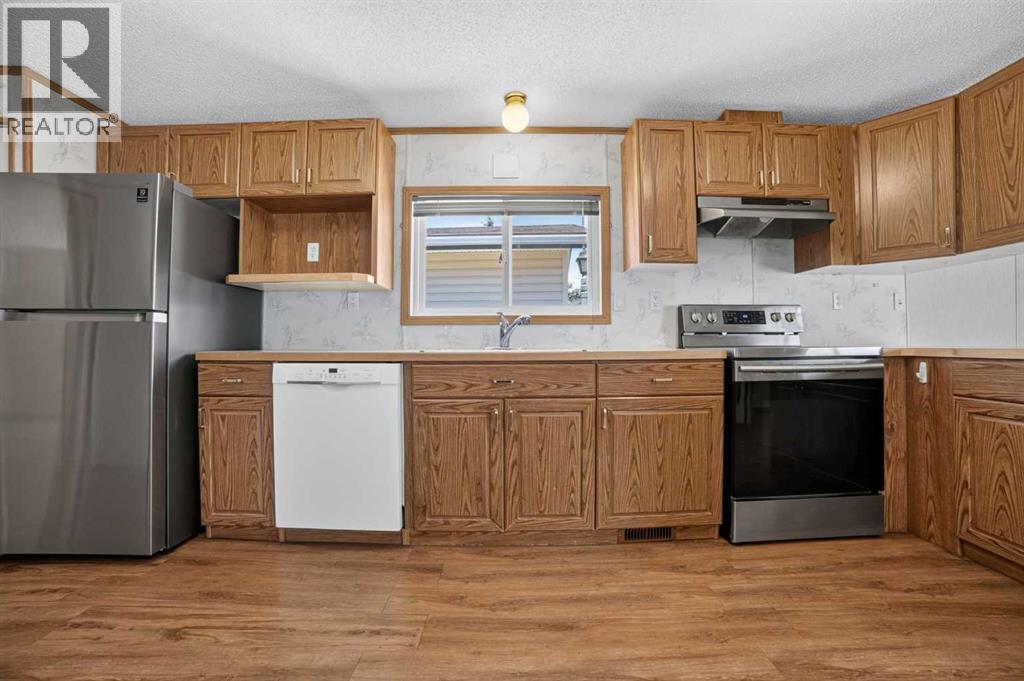 3240 29 Street S, Lethbridge, Alberta  T1K 7J9 - Photo 10 - A2326108