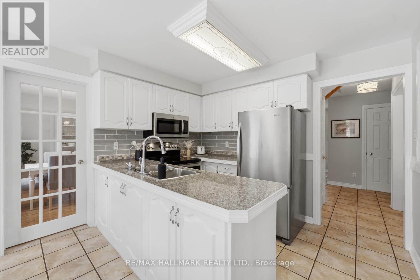 2494 Headon Forest Drive, Burlington, Ontario  L7M 3Z9 - Photo 16 - W13515054