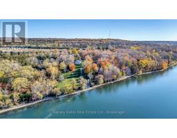 12130 LOYALIST PARKWAY, Prince Edward County, Ontario