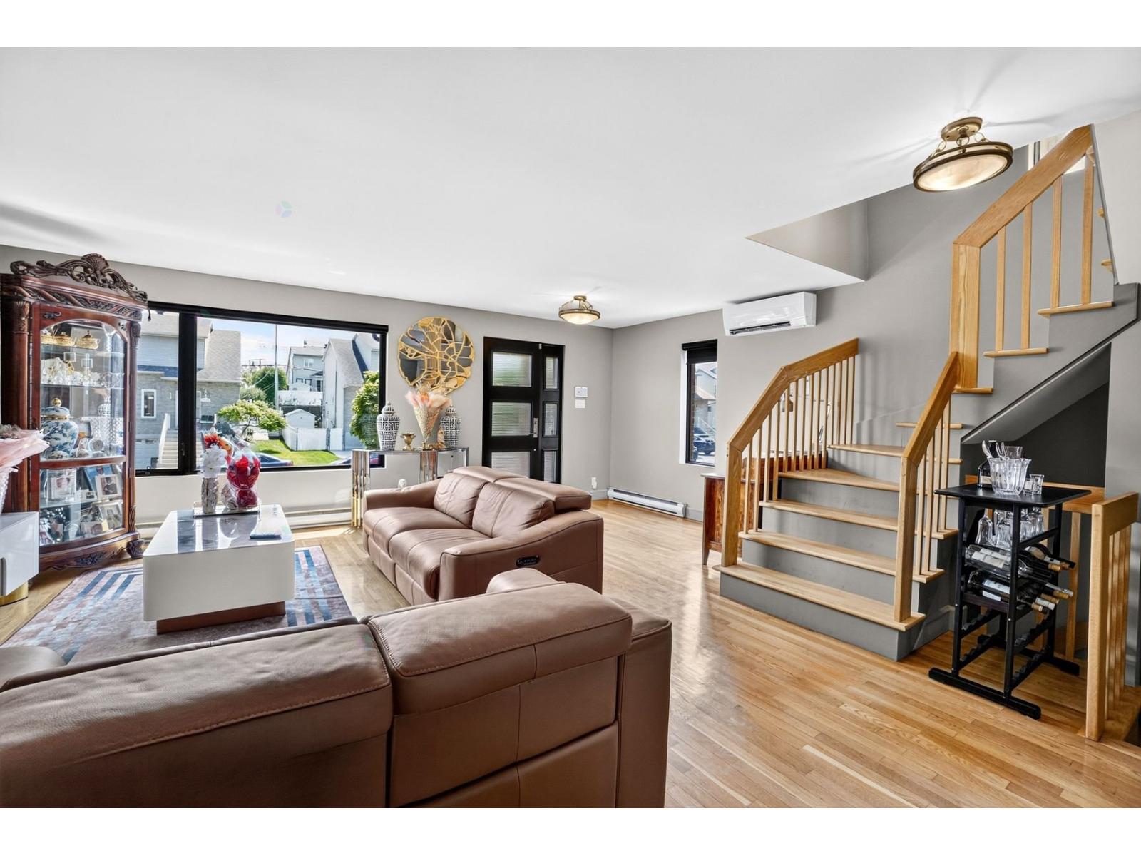 10293 Rue Marcel-Raymond Montréal (Rivière-des-Prairies/Pointe-aux-Trembles) Quebec Canada H1C2B3 4