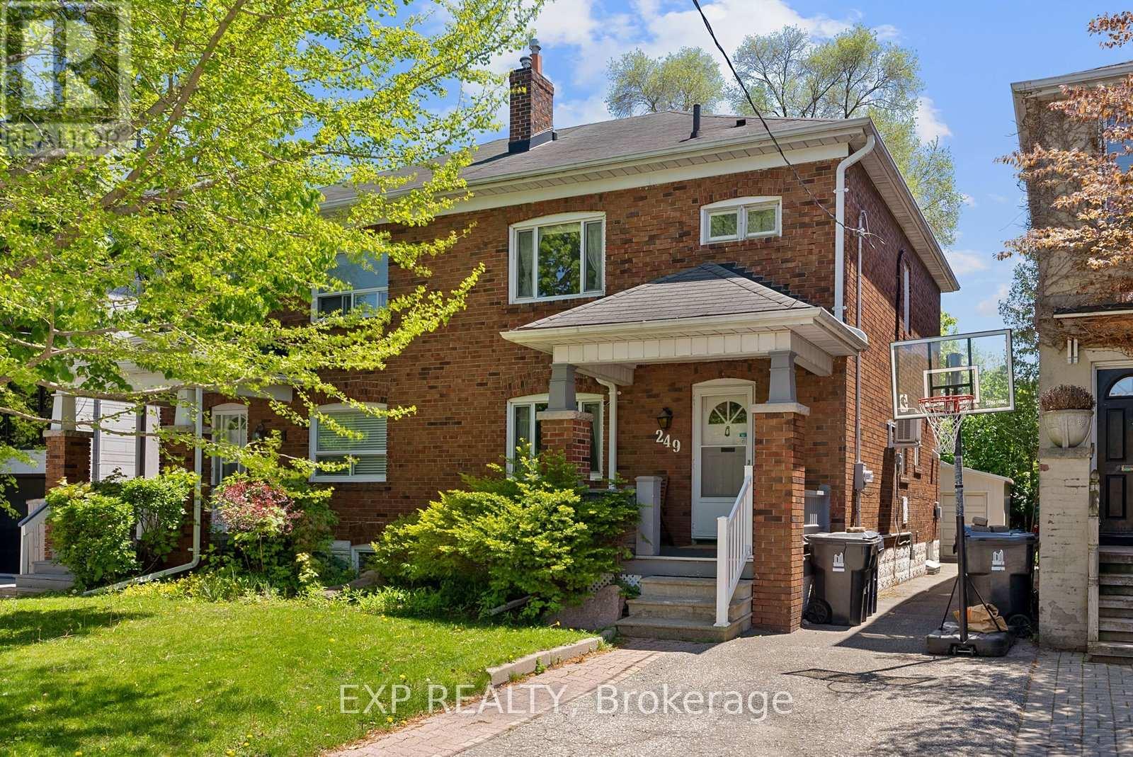 249 BROOKDALE AVENUE, Toronto (Lawrence Park North)