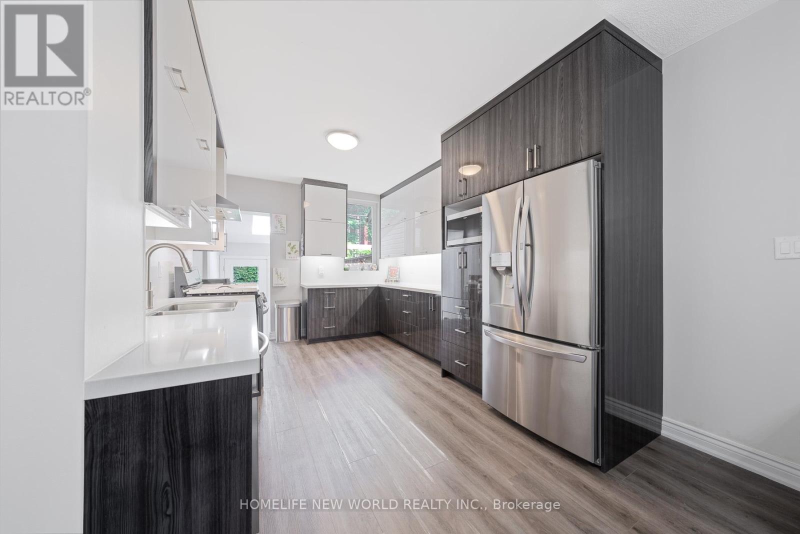 54 Marchmount Road, Toronto, Ontario  M6G 2A9 - Photo 10 - C13515872