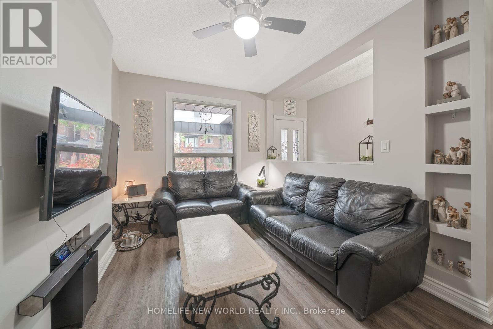 54 Marchmount Road, Toronto, Ontario  M6G 2A9 - Photo 18 - C13515872