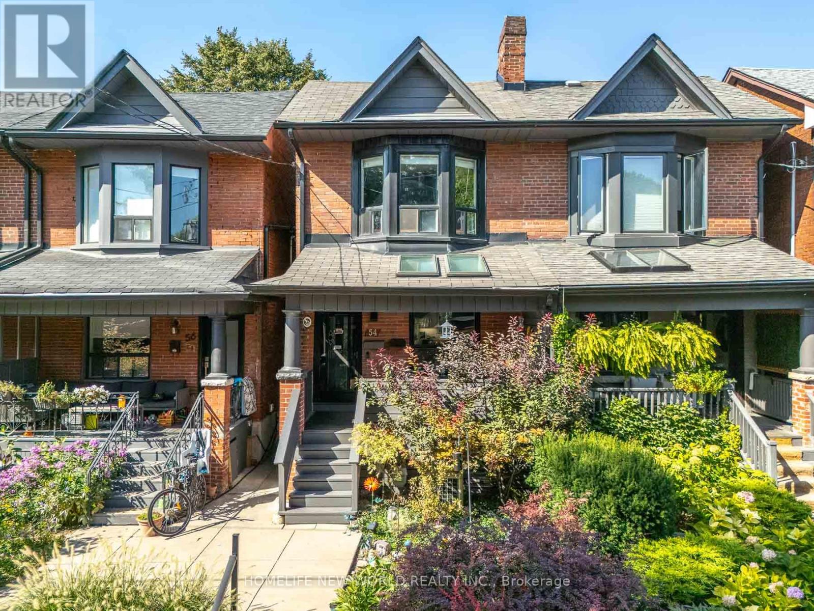 54 Marchmount Road, Toronto, Ontario  M6G 2A9 - Photo 2 - C13515872