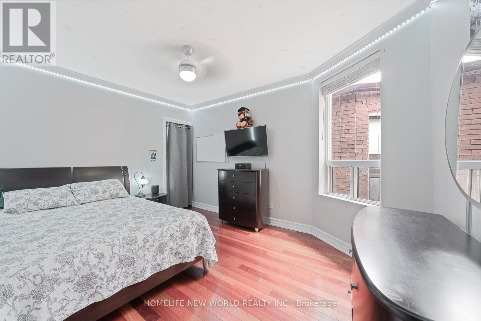 54 Marchmount Road, Toronto, Ontario  M6G 2A9 - Photo 23 - C13515872