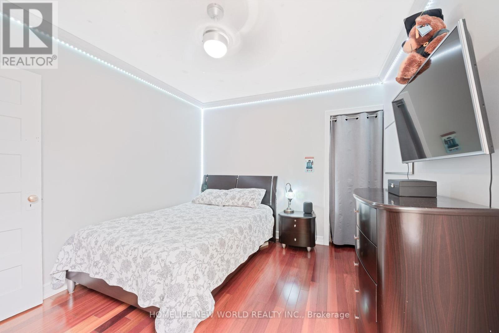 54 Marchmount Road, Toronto, Ontario  M6G 2A9 - Photo 24 - C13515872