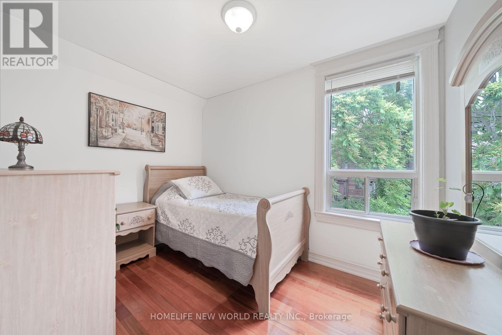 54 Marchmount Road, Toronto, Ontario  M6G 2A9 - Photo 26 - C13515872