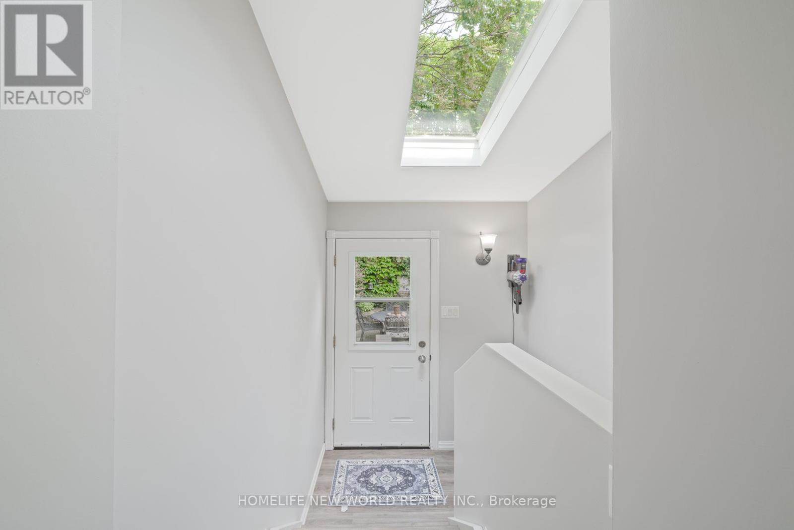 54 Marchmount Road, Toronto, Ontario  M6G 2A9 - Photo 29 - C13515872
