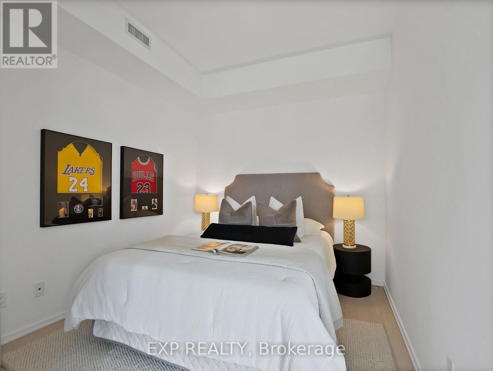 825 - 12 Bonnycastle Street, Toronto, Ontario  M5A 0C8 - Photo 9 - C13515916