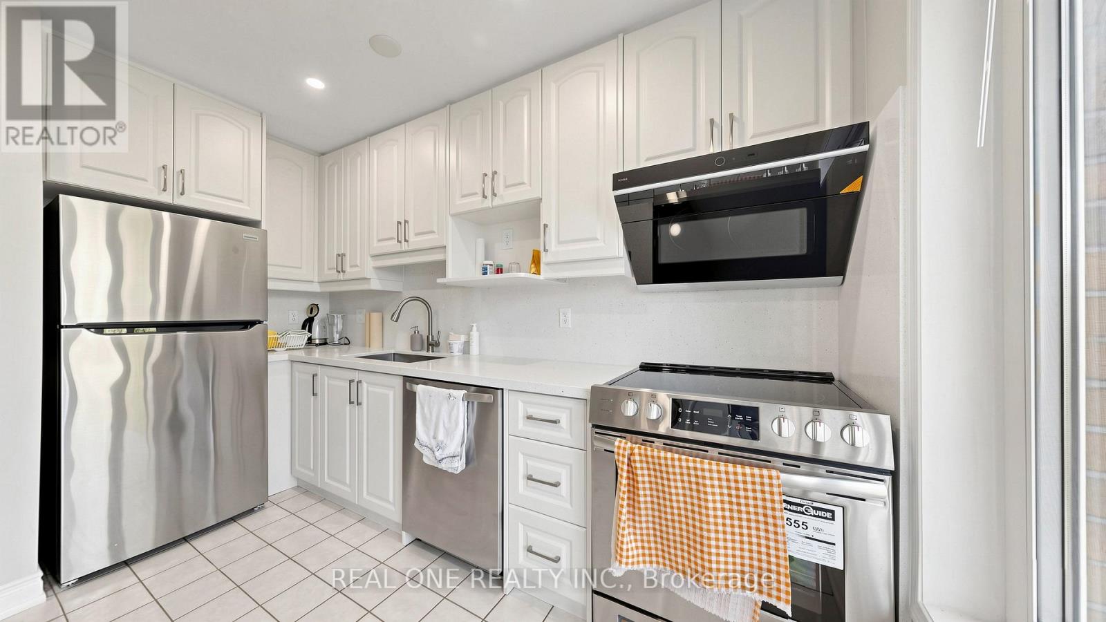 83 Mondeo Drive, Toronto, Ontario  M1P 5B6 - Photo 16 - E13515734