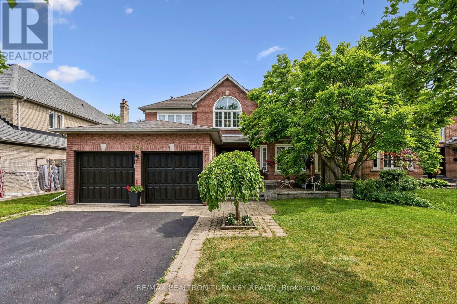 638 GAGNON PLACE, Newmarket, Ontario
