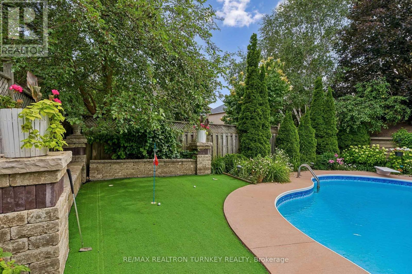 638 Gagnon Place, Newmarket, Ontario  L3X 1V8 - Photo 45 - N13515768