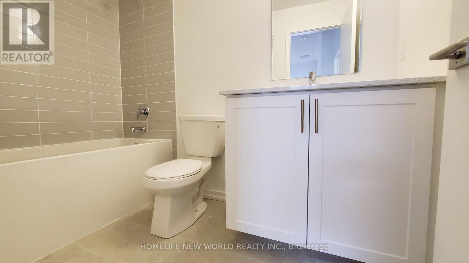 3 - 15 Lytham Green Circle, Newmarket, Ontario  L3Y 0H3 - Photo 13 - N13515830