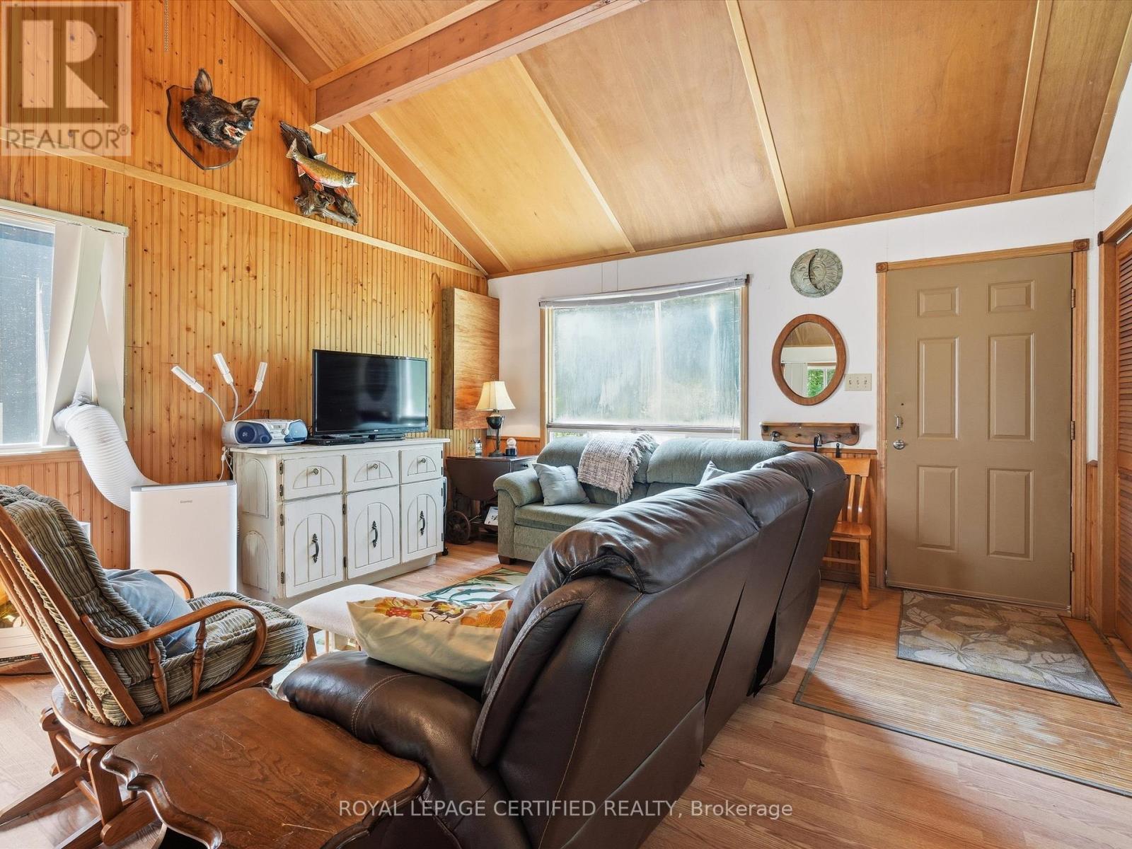 46 Tucson Road, Tiny, Ontario  L9M 0B6 - Photo 13 - S13515744