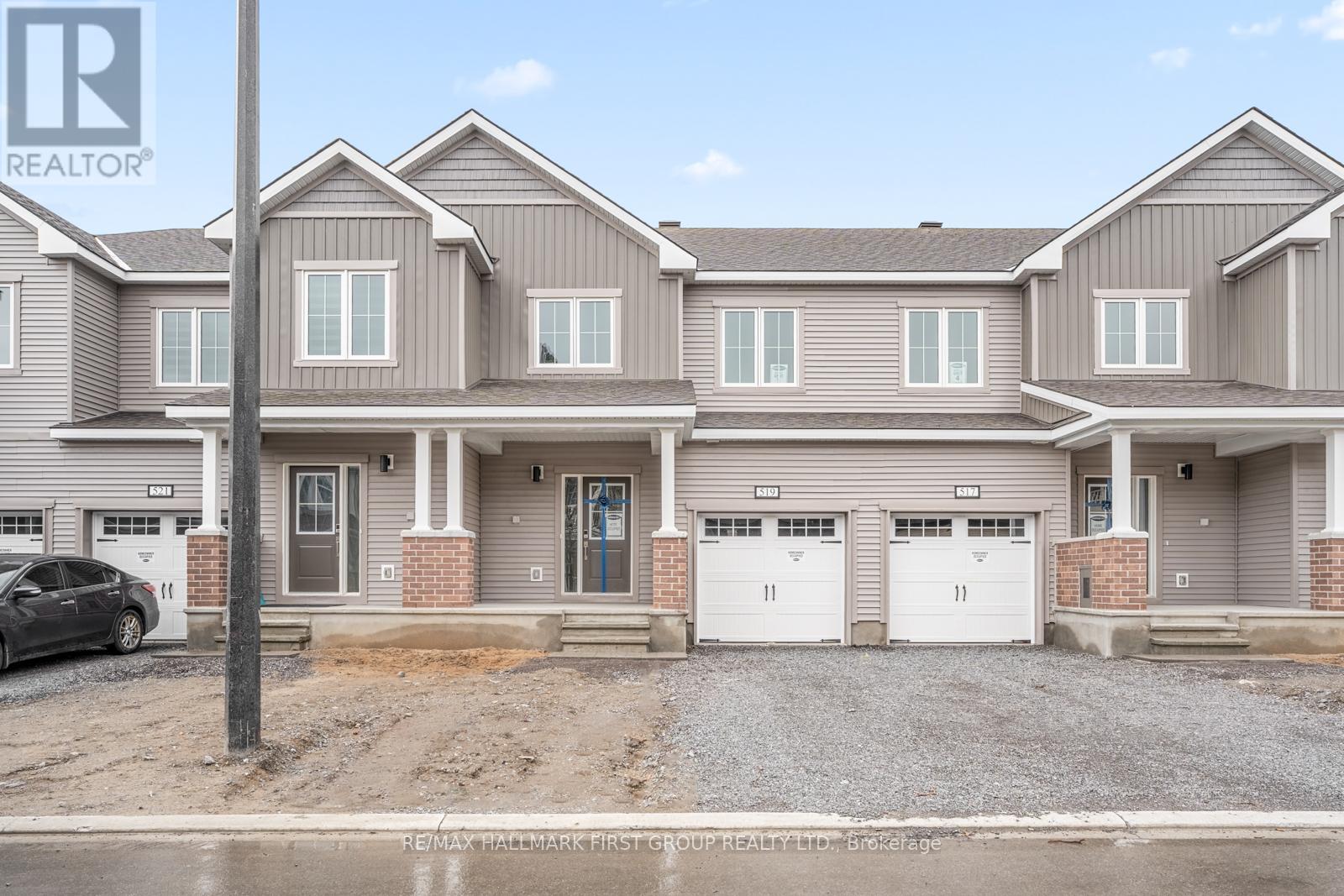 519 BRIGATINE AVENUE, Ottawa, Ontario