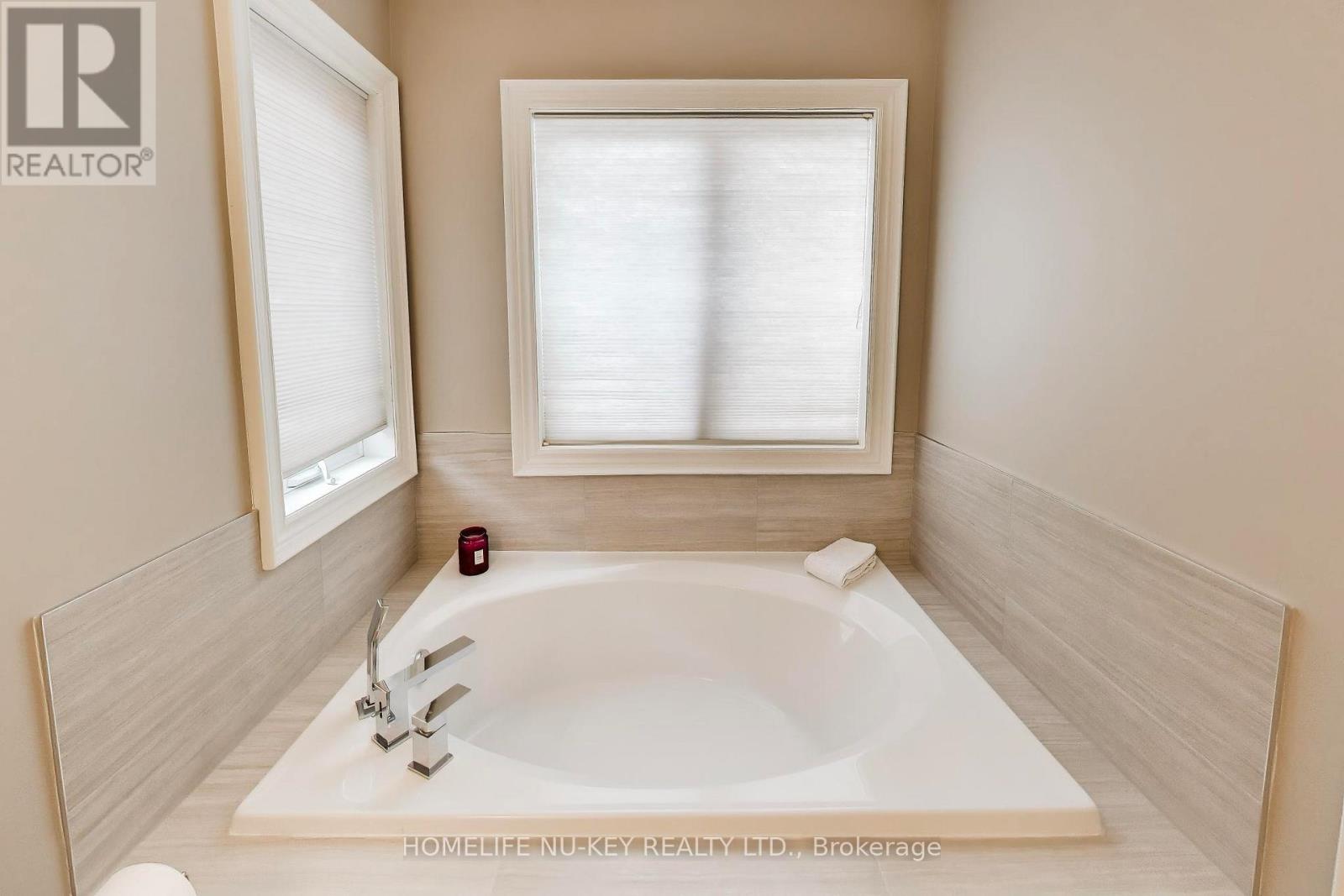 27 Lauchlin Crescent, Halton Hills, Ontario L7G 5R1 - Photo 27 - W13515658