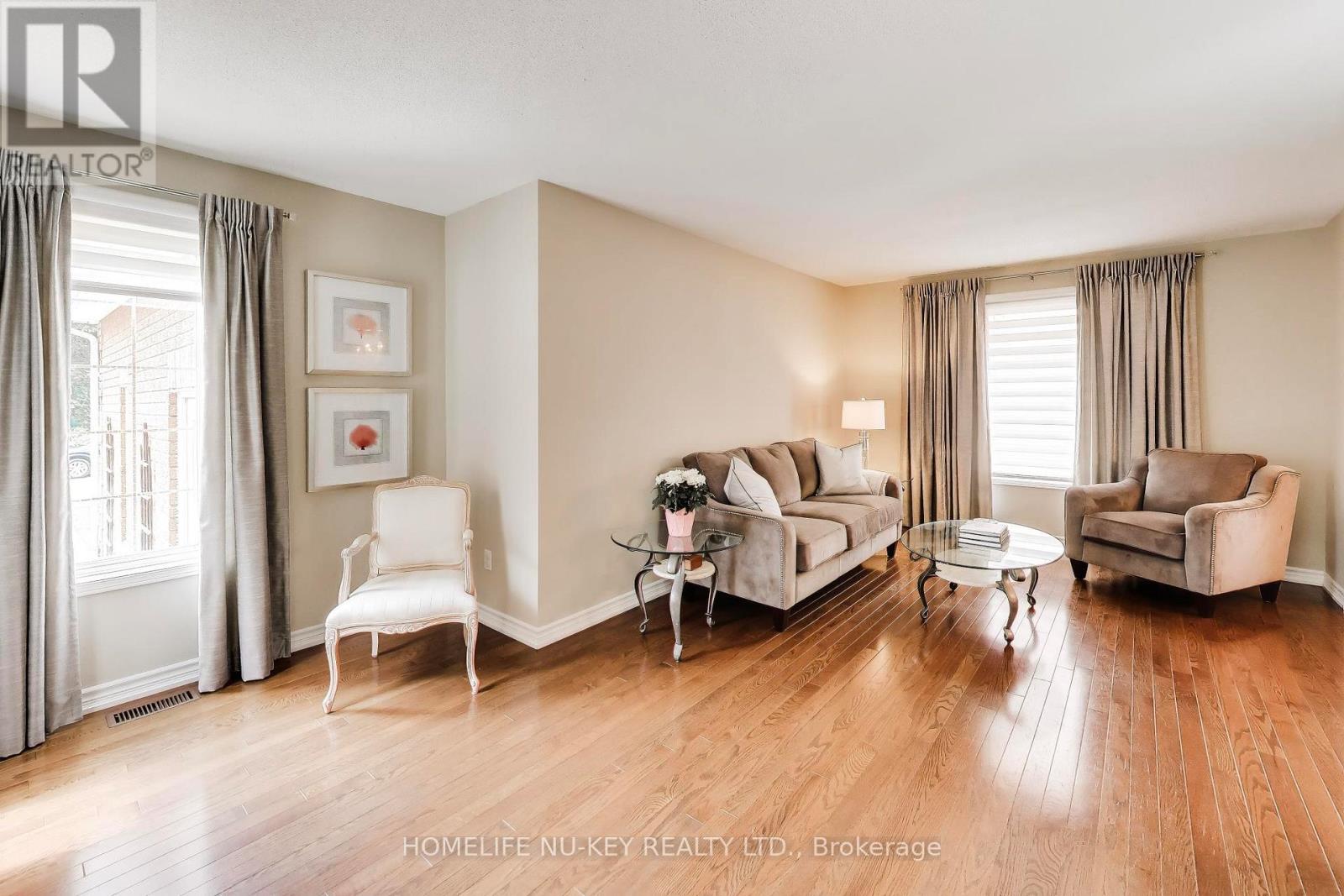 27 Lauchlin Crescent, Halton Hills, Ontario L7G 5R1 - Photo 6 - W13515658
