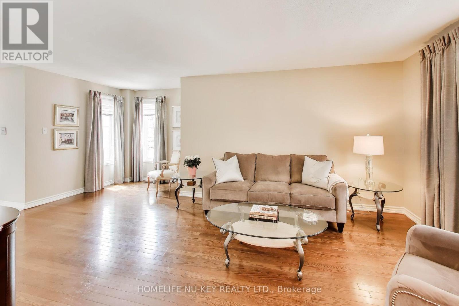 27 Lauchlin Crescent, Halton Hills, Ontario L7G 5R1 - Photo 7 - W13515658