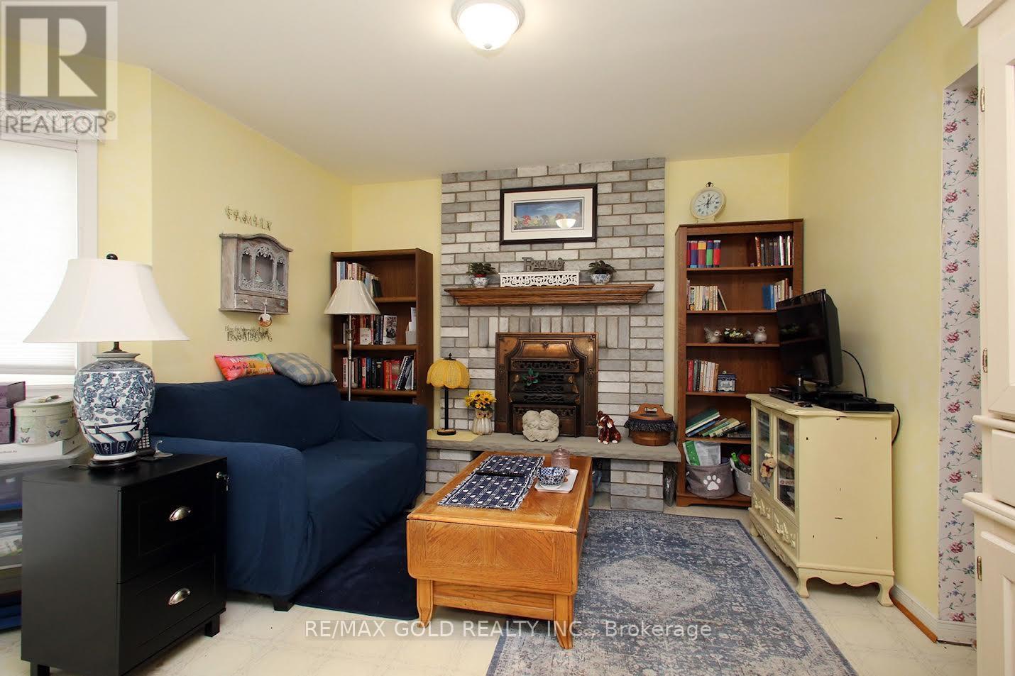 65 Cheviot Crescent, Brampton, Ontario L6Z 4G9 - Photo 6 - W13515674
