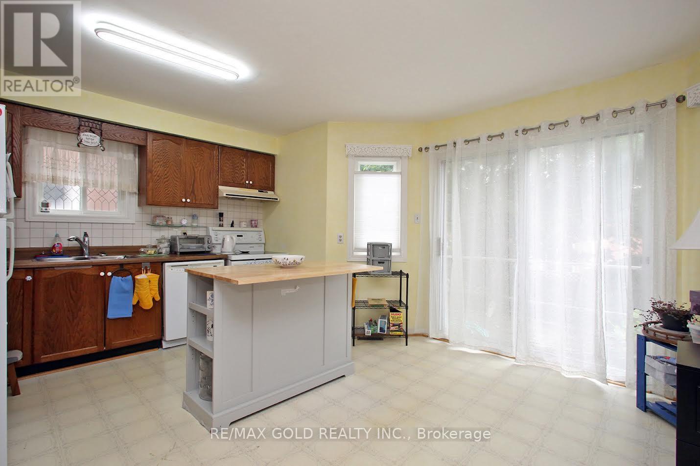 65 Cheviot Crescent, Brampton, Ontario L6Z 4G9 - Photo 7 - W13515674