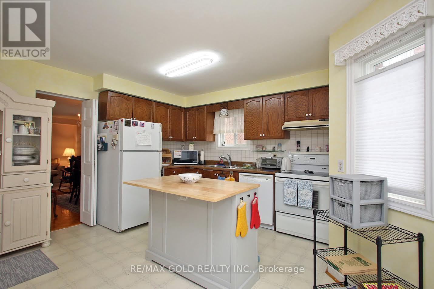 65 Cheviot Crescent, Brampton, Ontario L6Z 4G9 - Photo 8 - W13515674