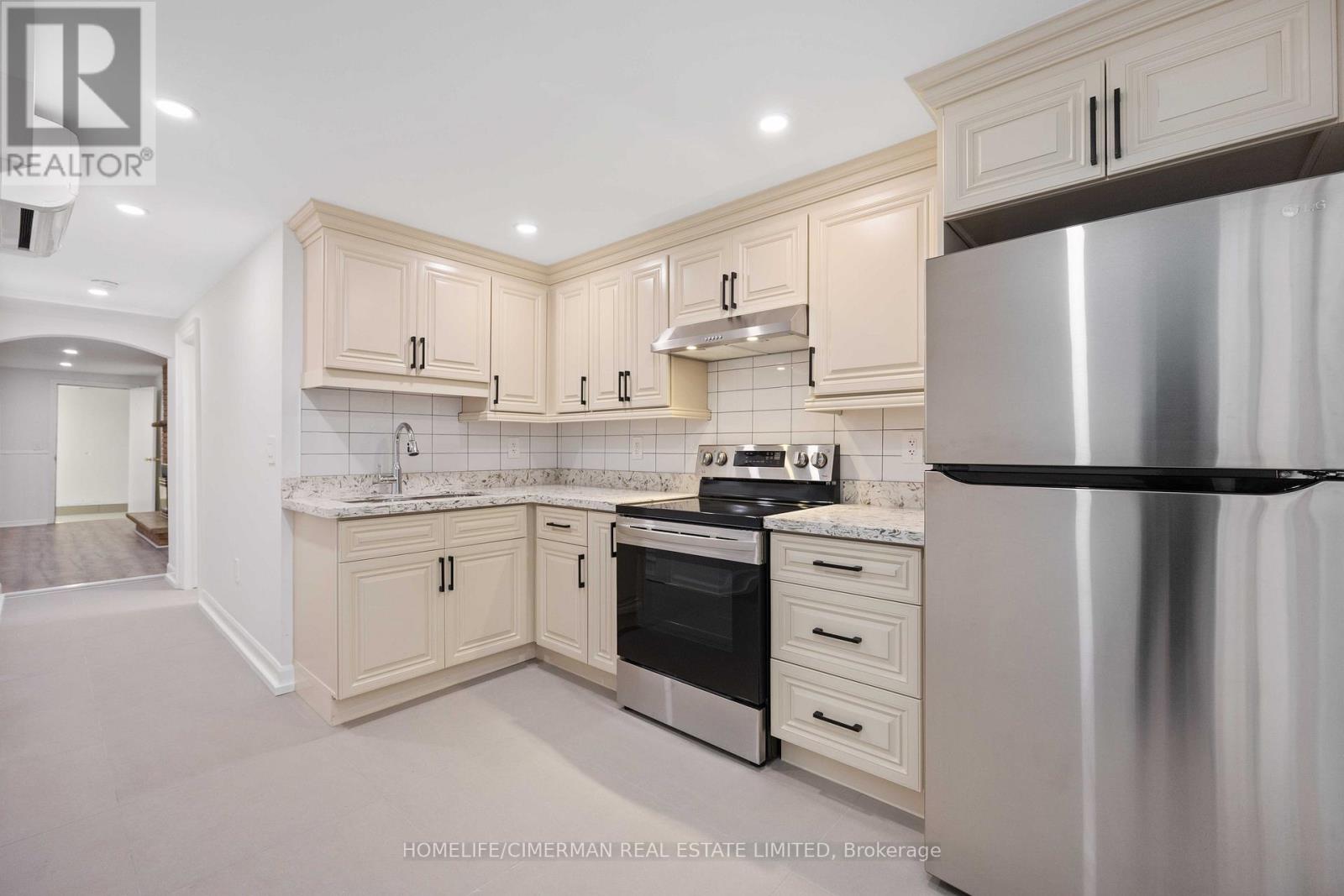 Lower - 861 Ossington Avenue, Toronto, Ontario  M6G 3V2 - Photo 15 - W13515676