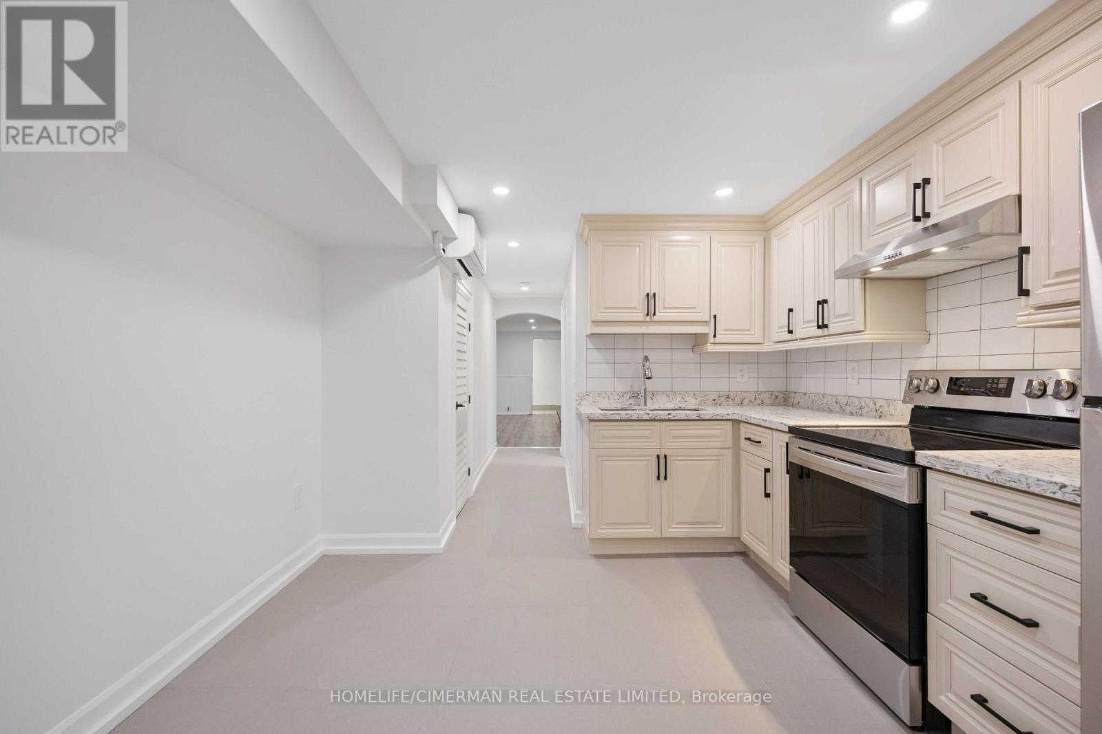 Lower - 861 Ossington Avenue, Toronto, Ontario  M6G 3V2 - Photo 18 - W13515676