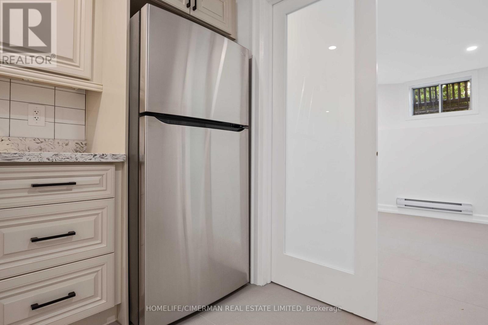 Lower - 861 Ossington Avenue, Toronto, Ontario  M6G 3V2 - Photo 32 - W13515676